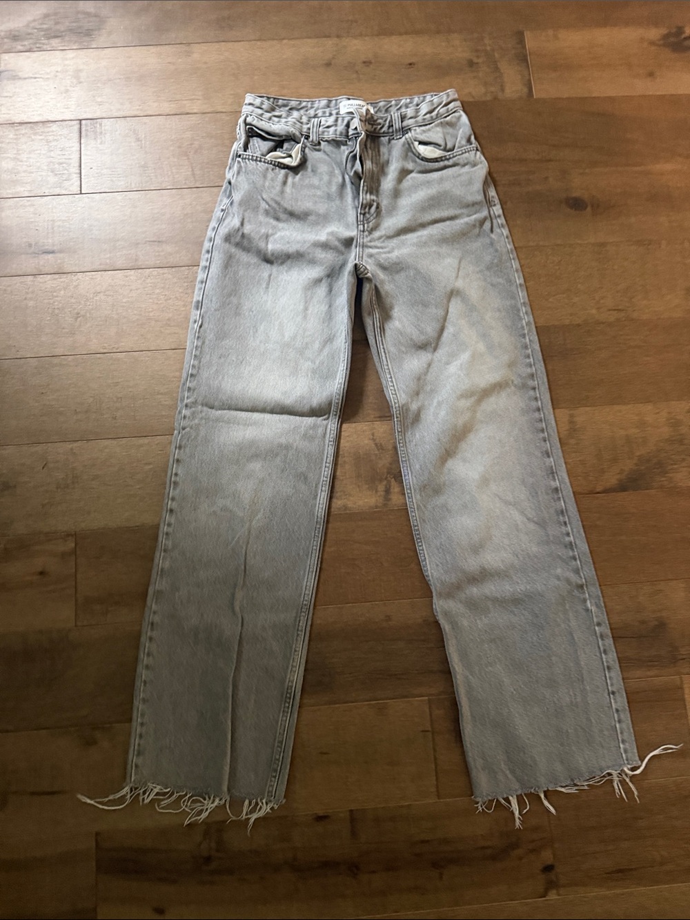 💘Pull&Bear Light Gray Straight Leg Jeans with Raw Hem